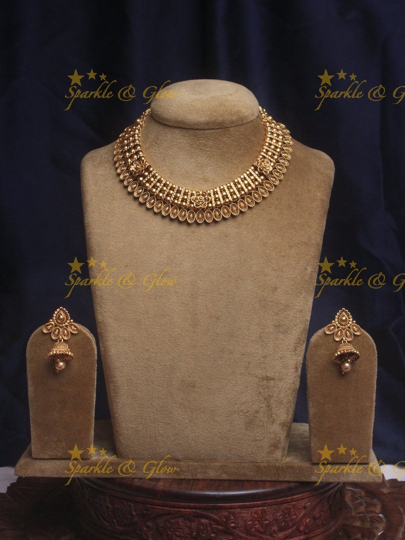 Antique non idol floral necklace