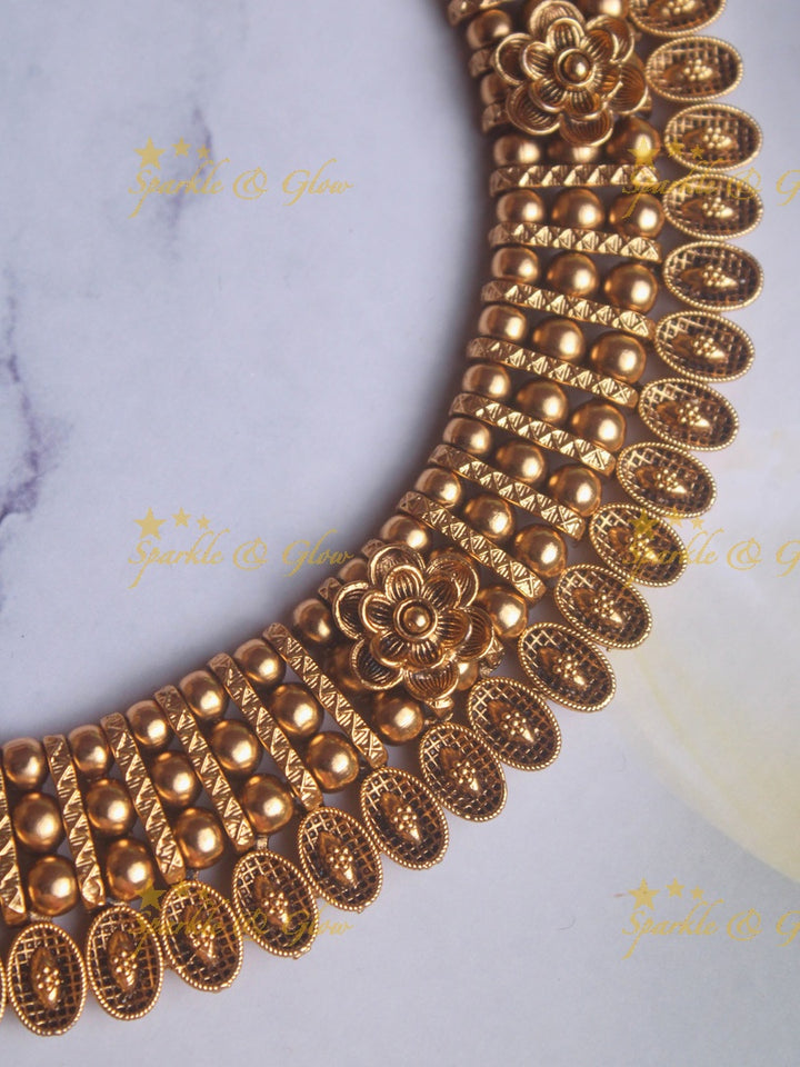 Antique non idol floral necklace