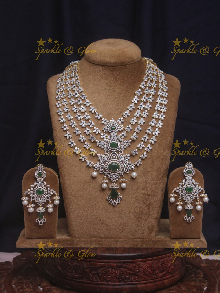Stunning layered ad emerald haram