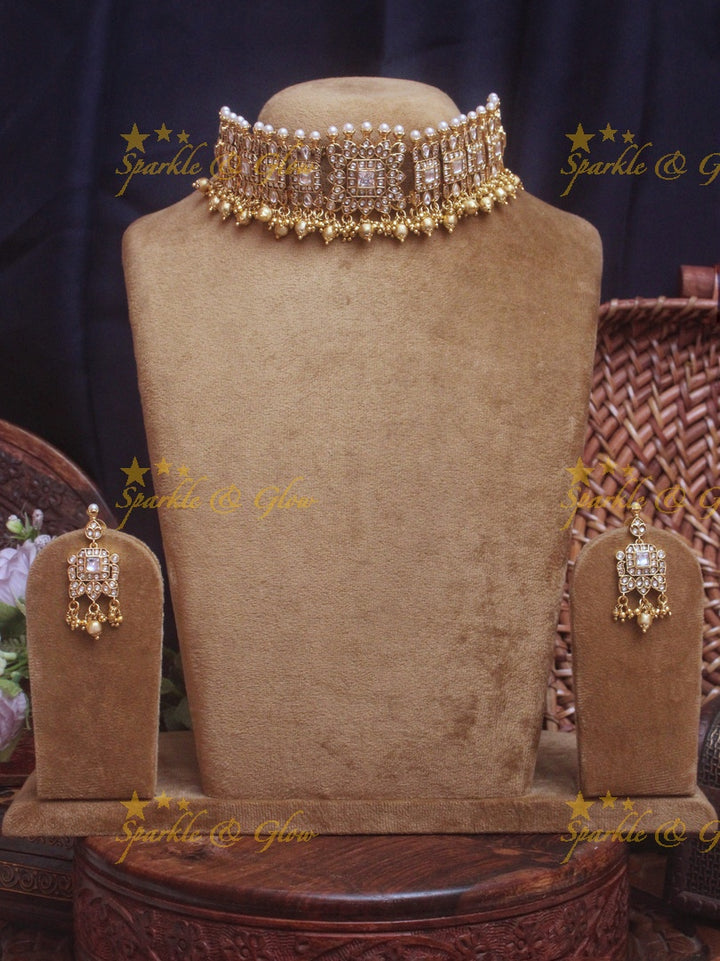 Statement Kundan non idol Choker