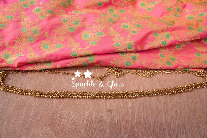 Gold beads cluster gold alike polished simple hipchain - Sparkle and Glow