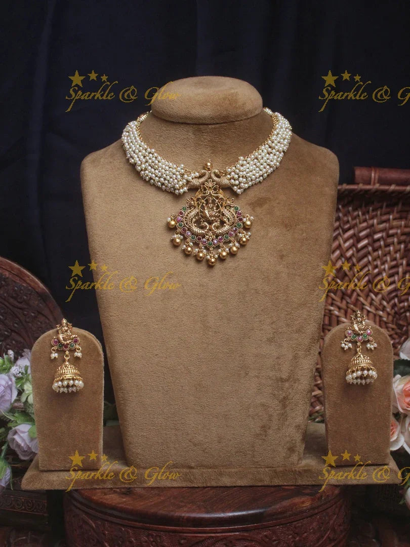 Elegant gold alike pearl cluster Lakshmi necklace - Pink Green - Sparkle and Glow