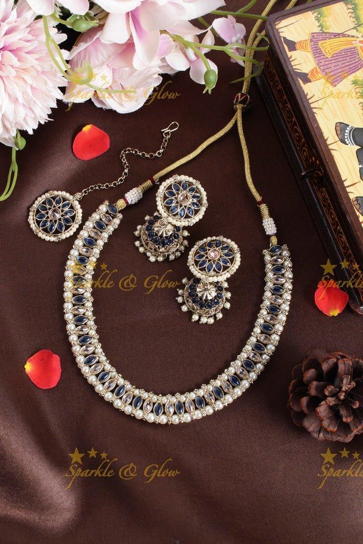 Beautiful oval shape design short necklace - Multi - Sparkle and Glow