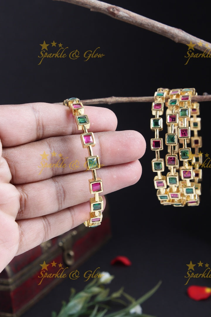 Gold alike sqaure shape stone deisgn bangles