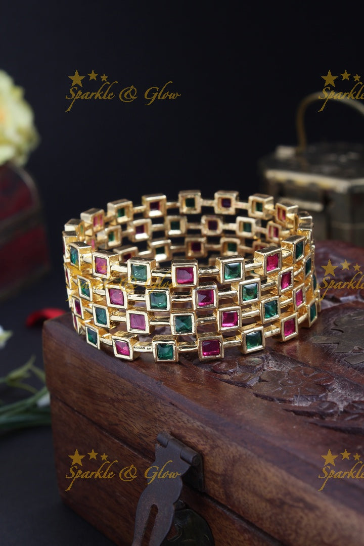 Gold alike sqaure shape stone deisgn bangles
