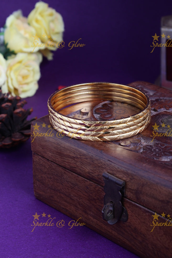 Gold alike simple intricate deisgn bangles