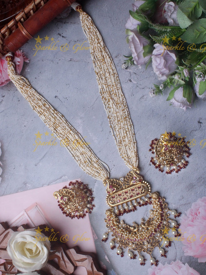 Stunning pearl cluster Peacock pendent chain - Red
