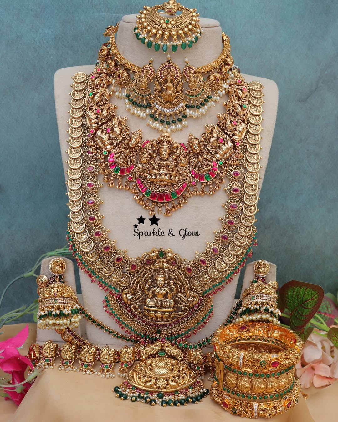 Elegant Kemp Lakshmi Coin Bridal Jewellery Online