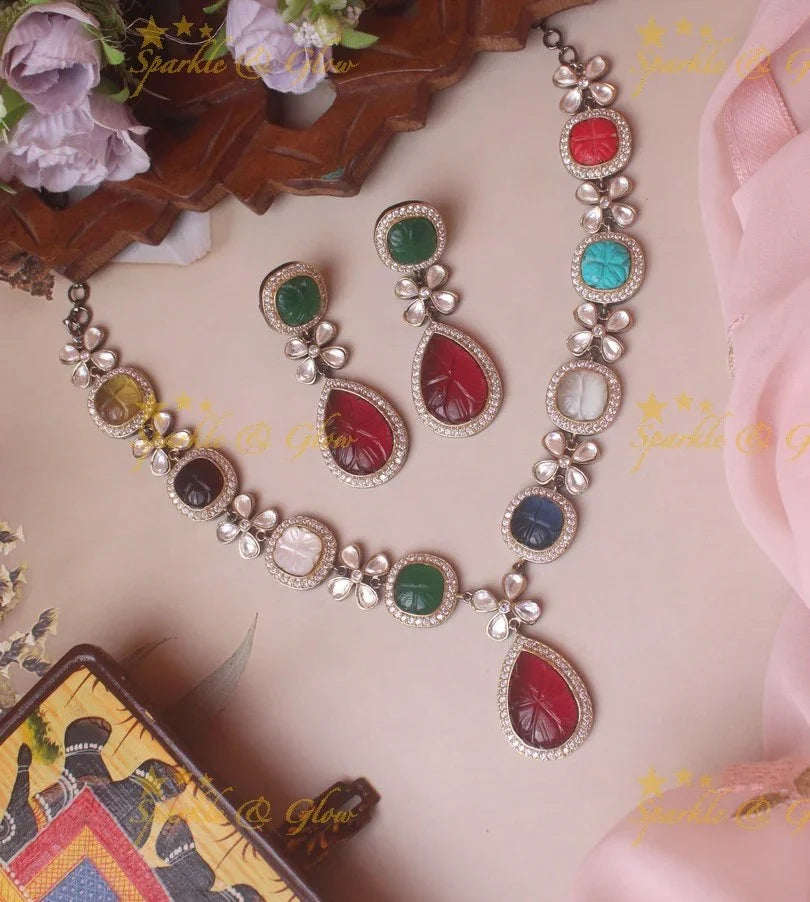 Exquisite carved stone kundan necklace - Navarathna - Sparkle and Glow