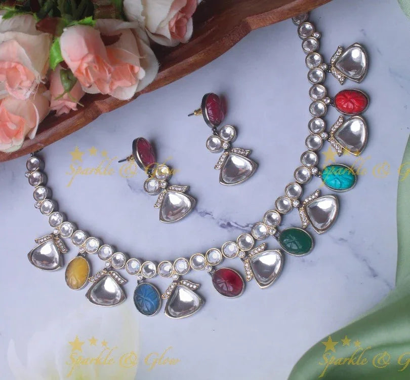 Exquisite carved stone dropping kundan necklace - Navarathna - Sparkle and Glow