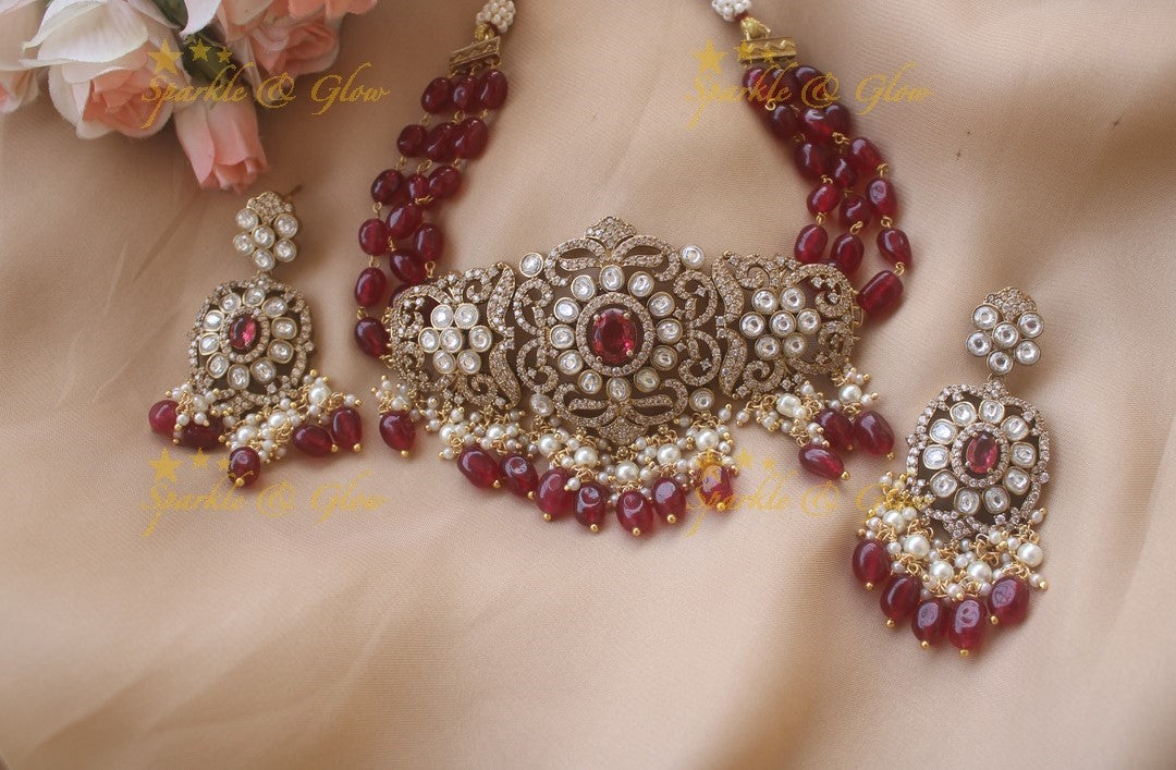 Statement Victorian AD floral choker - PInk