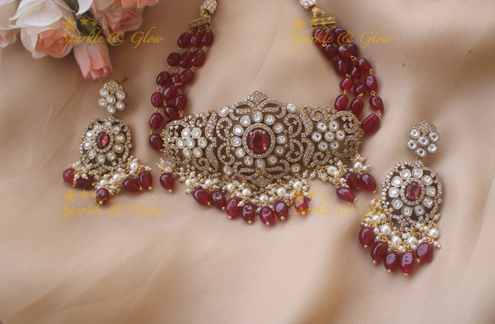 Statement Victorian AD floral choker - PInk