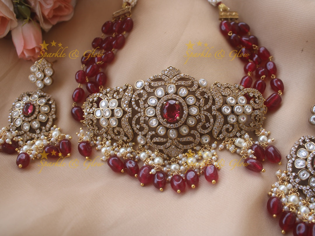 Statement Victorian AD floral choker - PInk