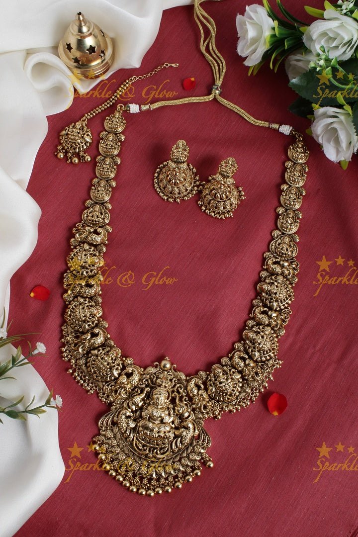 Beautiful gold alike Lakshmi carved gold beads necklace - Sparkle and Glow - Back Thread - 