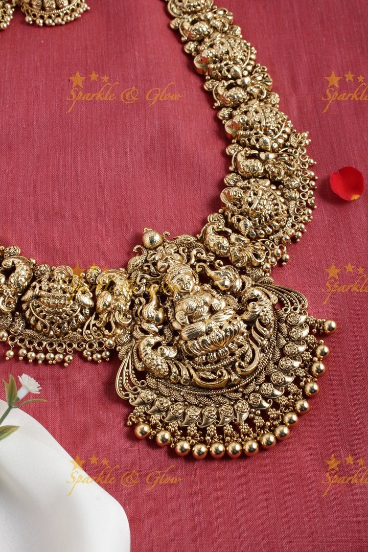 Beautiful gold alike Lakshmi carved gold beads necklace - Sparkle and Glow - Back Thread - 