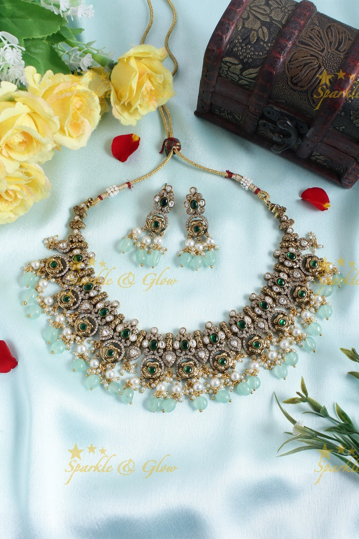 Antique short victorian floral bead necklace - Multi