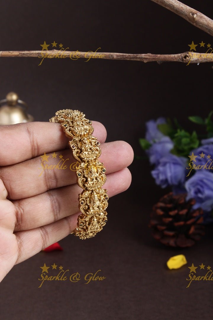 Gold alike Lakshmi carved leaf design bangle - Sparkle and Glow - 2.4 - 