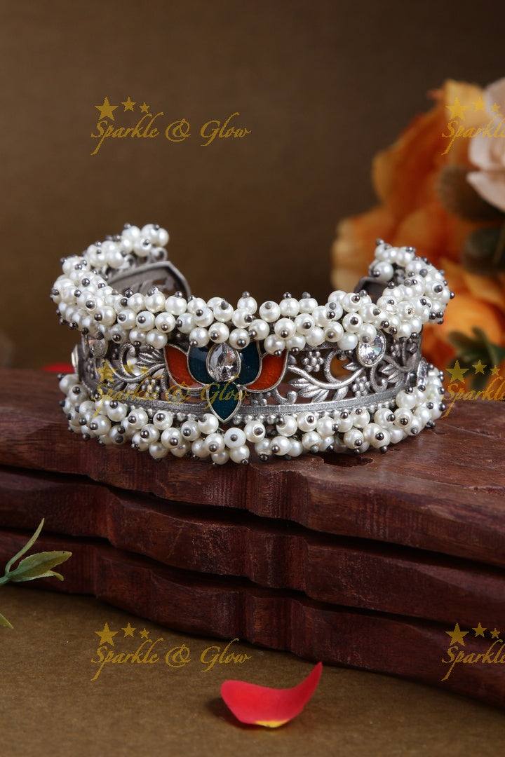 SLA Statement lotus kada with pearl cluster beads