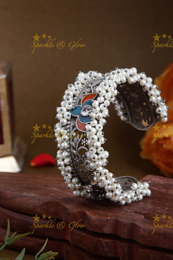 SLA Statement lotus kada with pearl cluster beads