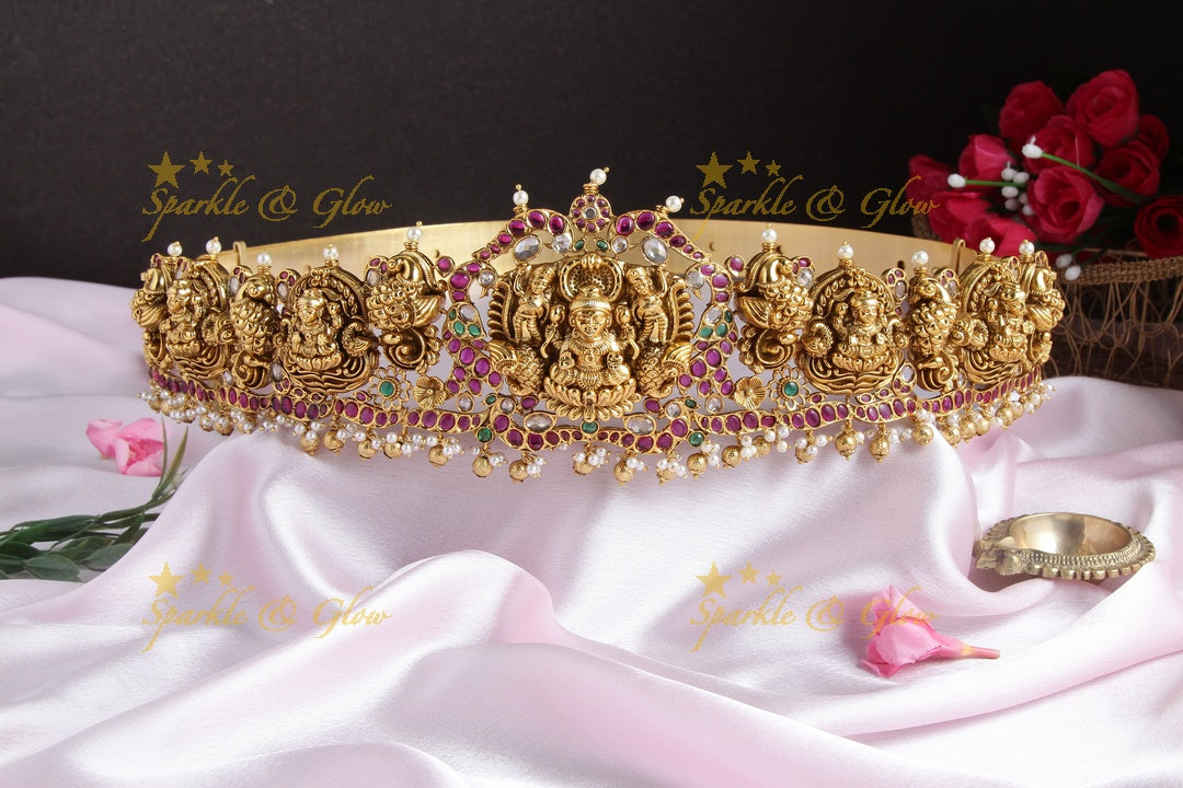 Beautiful Lakshmi Gold alike Hipbelt with kemp and white stones