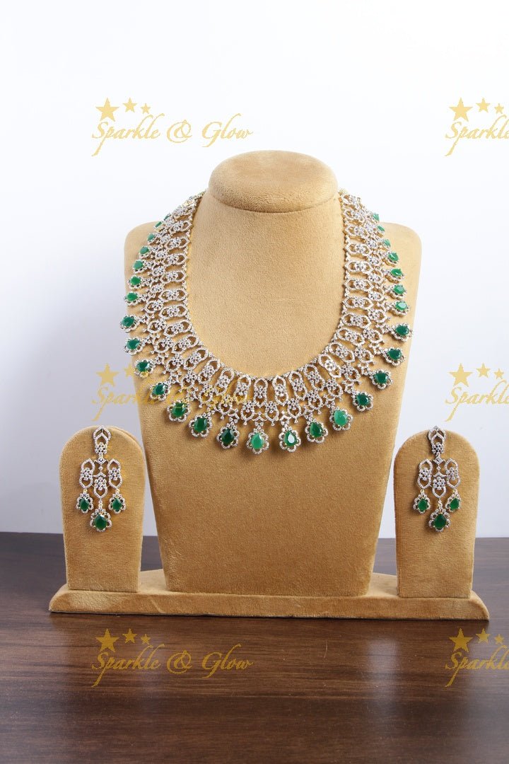 Stunning AD floral haram - Sparkle and Glow - Back Thread - 