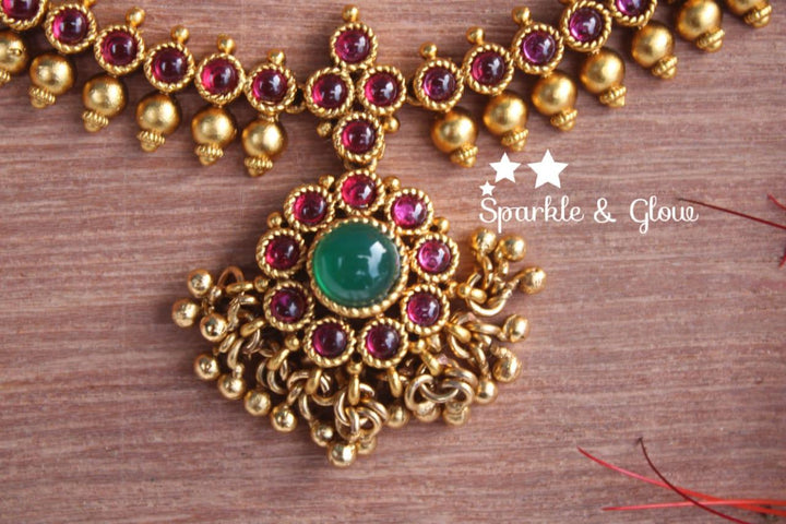Gold alike kemp adigai with gold drops- White - Sparkle and Glow