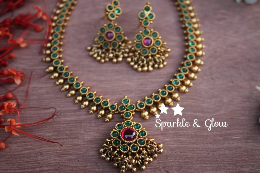 Gold alike kemp adigai with gold drops- White - Sparkle and Glow