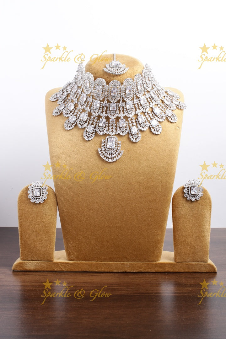 SIlver Tone Kiara Choker - White