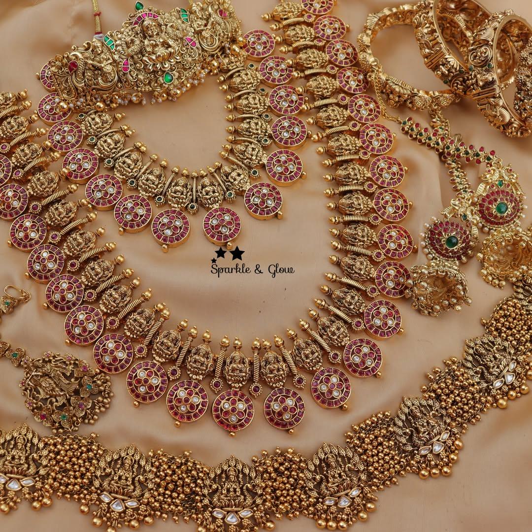Exquisite Bridal Kemp Lakshmi Jewellery Set Online