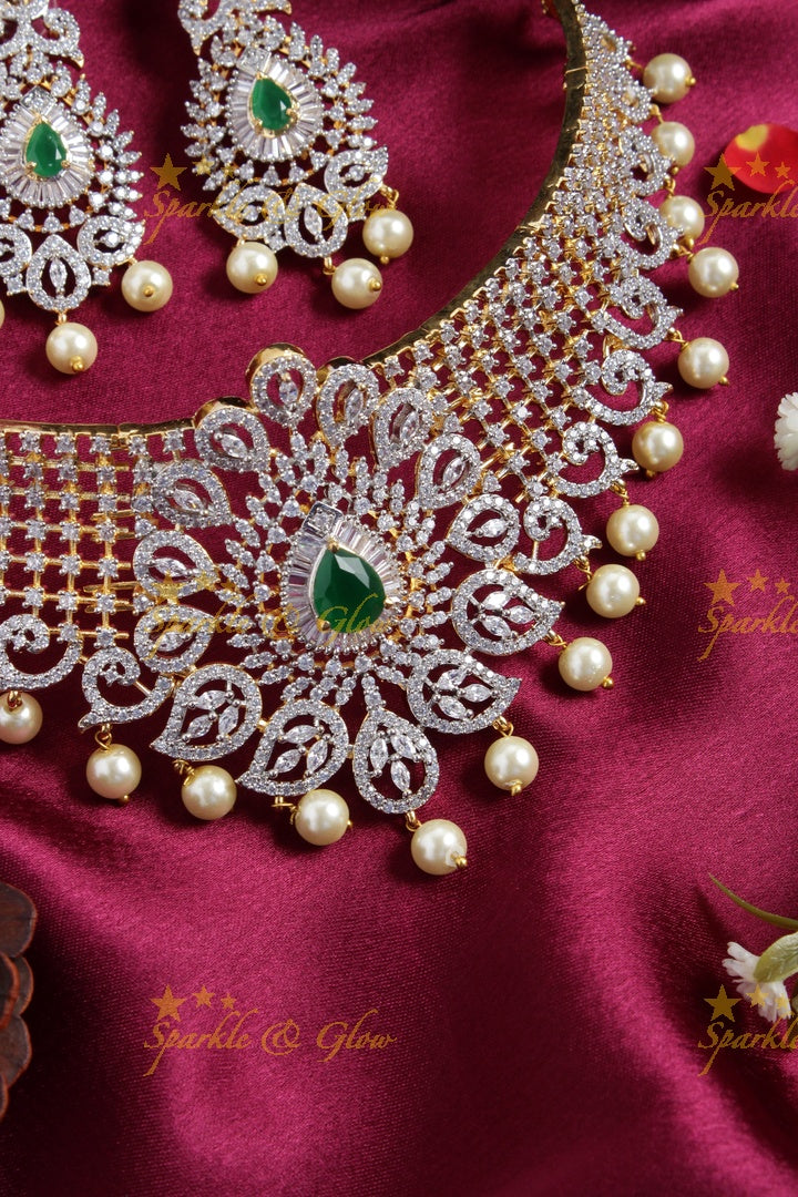 Stunning AD GJ choker - Green