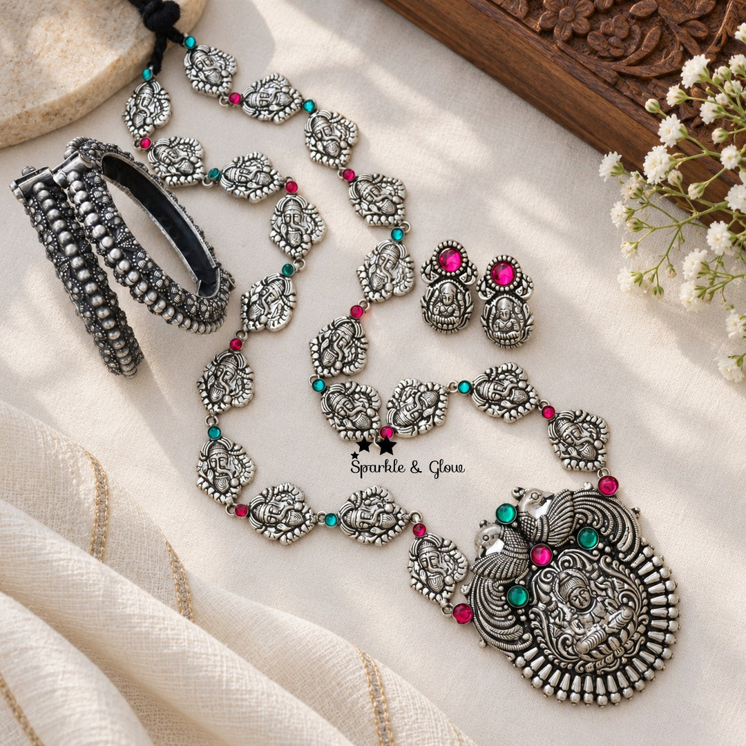 🔥 Your Wedding Look Called… It Wants This Semi Bridal Set! 💎
Wedding Season Sale Get 15% discount on sitewide
Get Free Gift Above 10k
Get free Domestic shipping
above 2000/- and for international its discounted shipping

1.ID S-1970,B-7687
2.ID S-3235,B-2643
3.ID S-4130,B-7687
4.ID S-10901,B-5615
5.ID S-348,B-7687
6.ID S-10894,B-7687
7.ID S-3233,B-6146
8.ID S-10871,B-7687
9.ID S-5589,B-5614
10.ID S-6142,B-7687

visit website to place your order, link in the bio
www.sparkleandglow.co.in
Note: We don't take