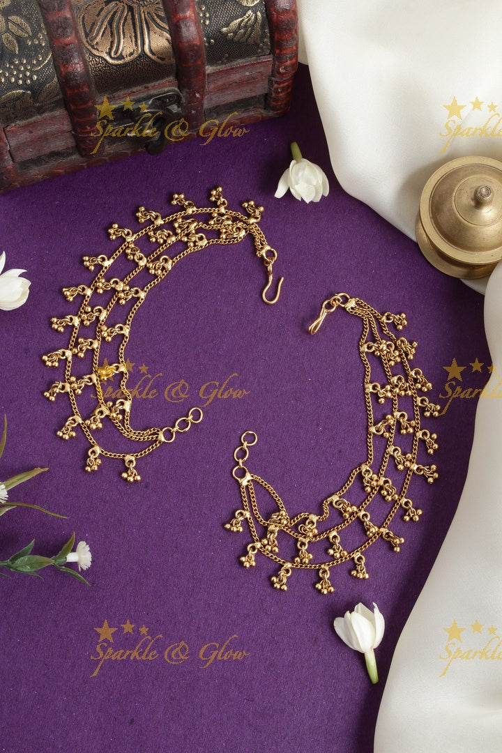 Elegant 3 layered gold beads earchain