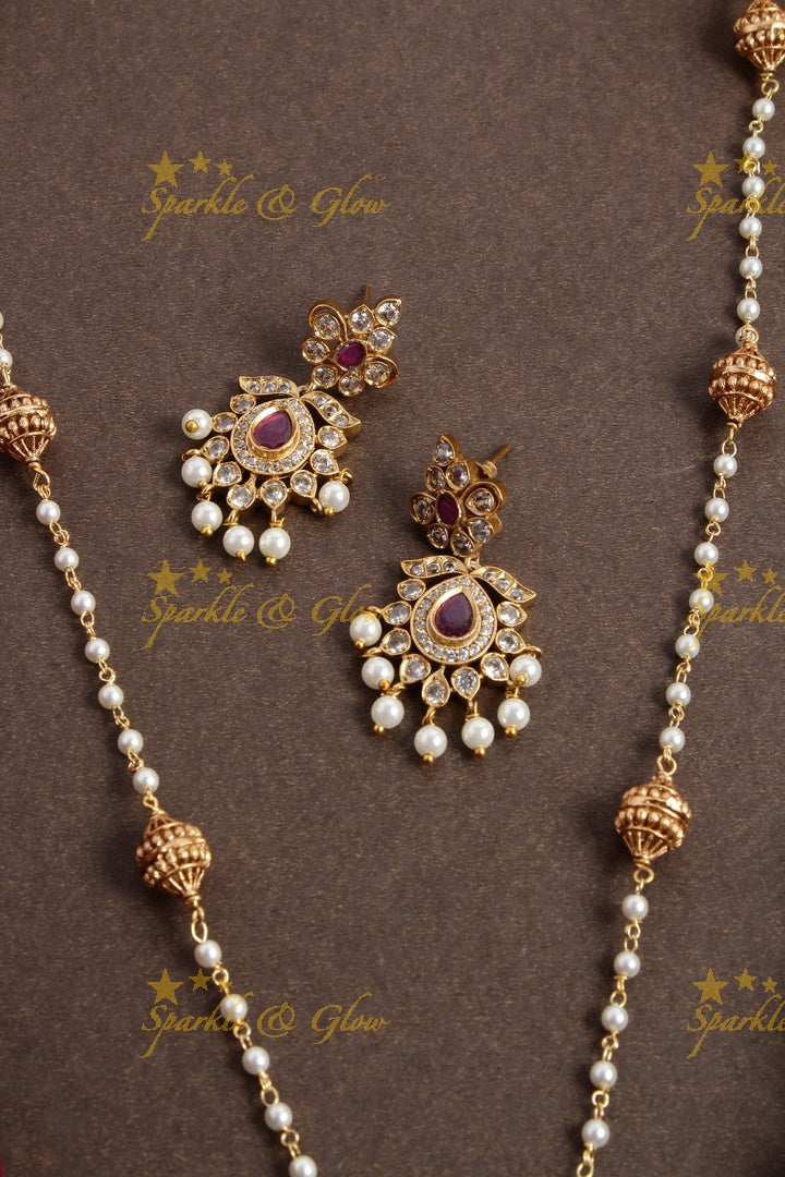 Statement Pearl cz floral pendent chain set