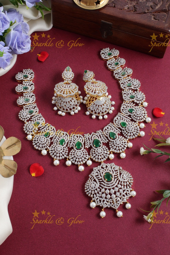 Beautiful GJ polish peacock necklace - Green