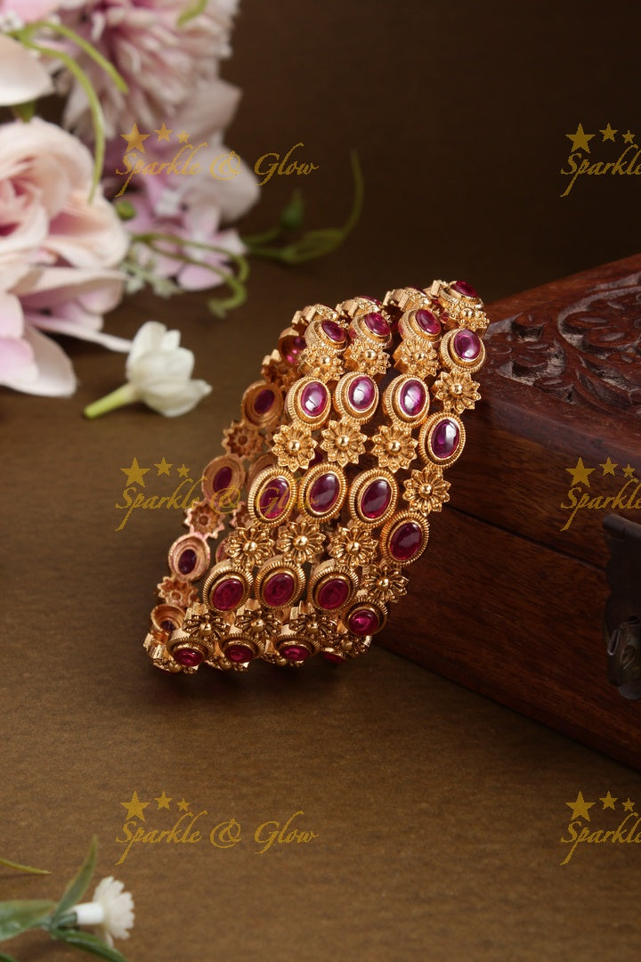 Gold alike beautiful kemp floral bangles
