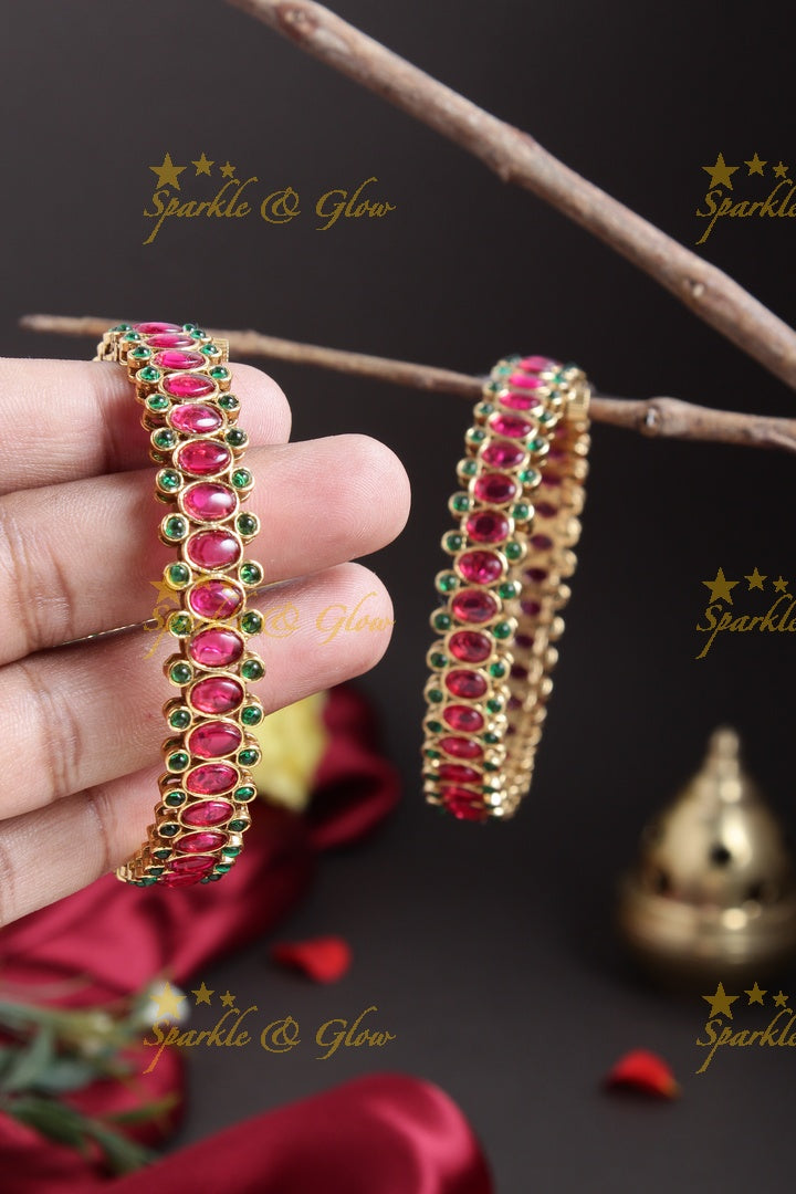 Gold alike Kemp Oval shaped  Bangles