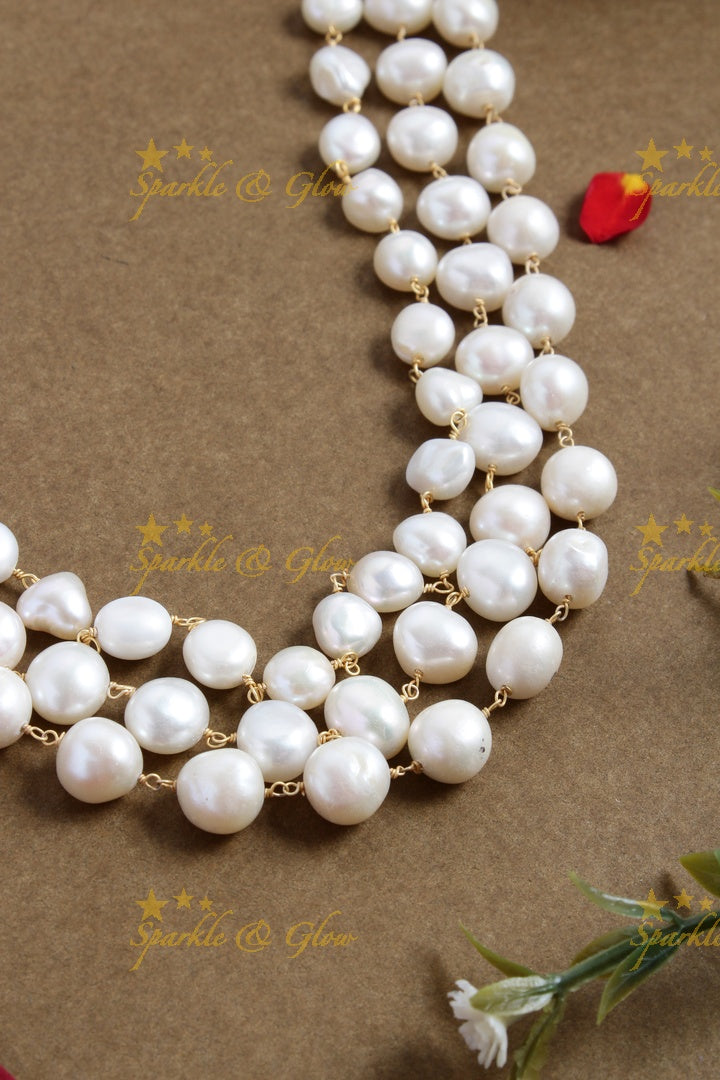 Statement real Shell White Pearl beads three layer chain