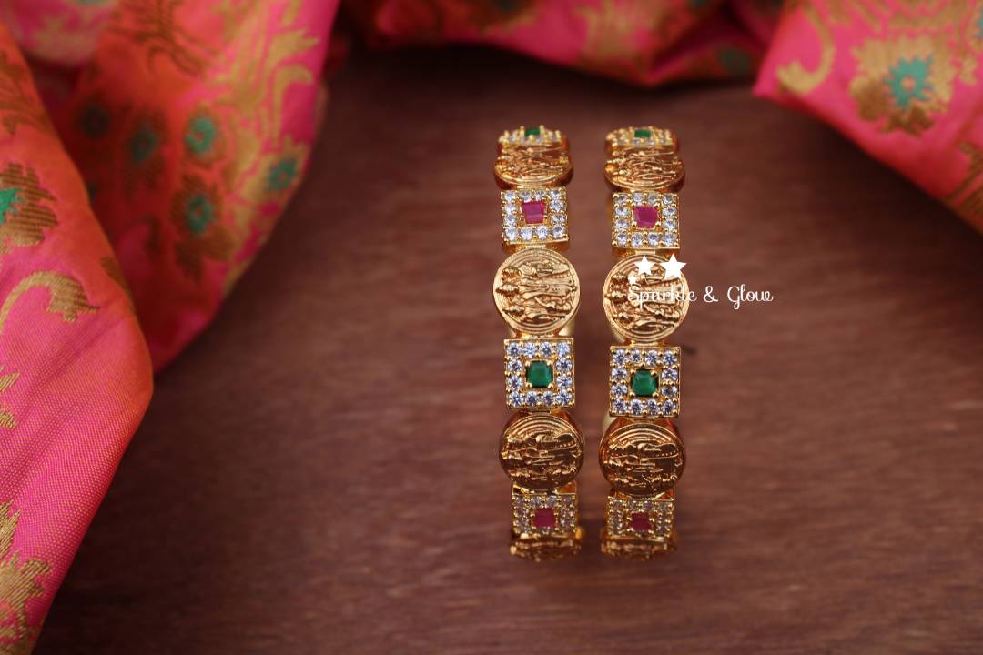 Gold polished ram parivar bangles a pair