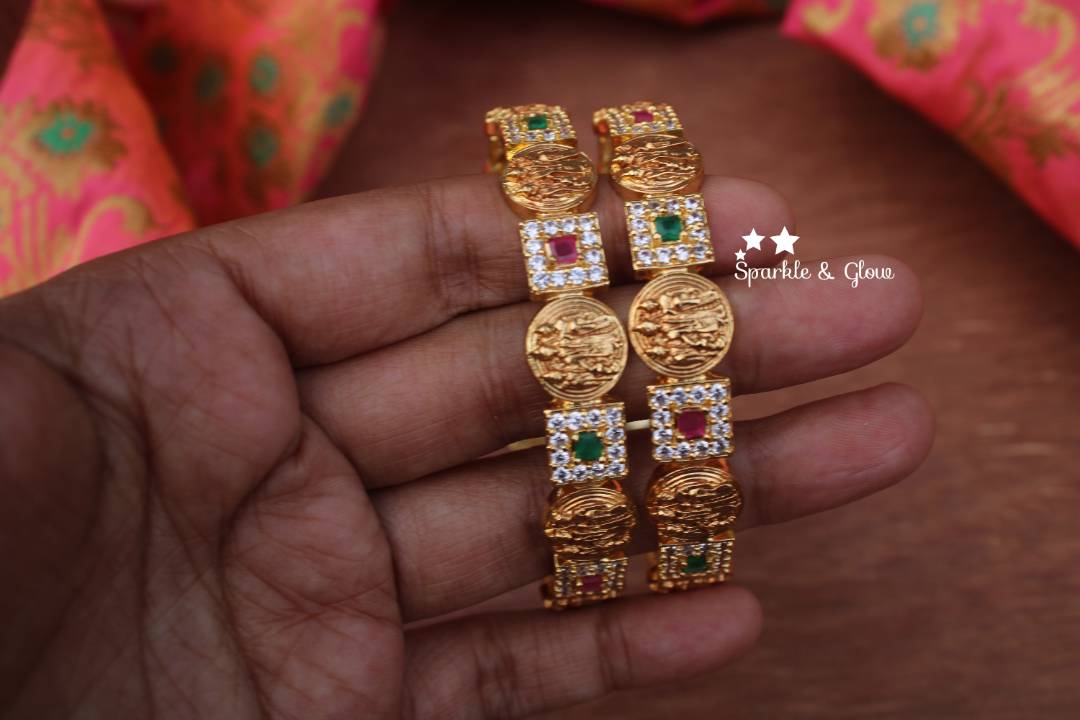 Gold polished ram parivar bangles a pair