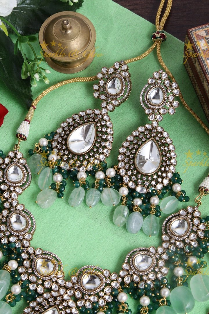 Statement victorian AD bridal necklace with mint green beads - Sparkle and Glow - Light Pink - Back Thread
