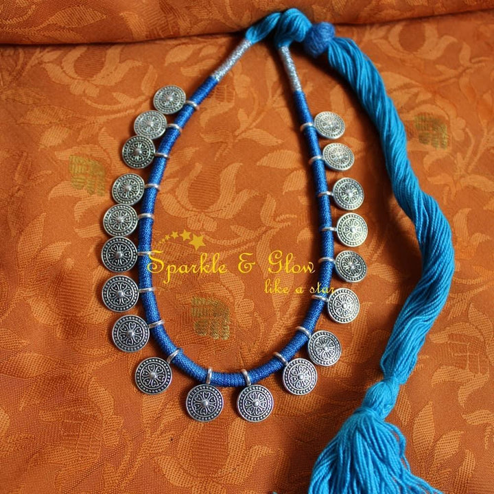 Trendy thread necklace - Red - Coin - Sparkle and Glow