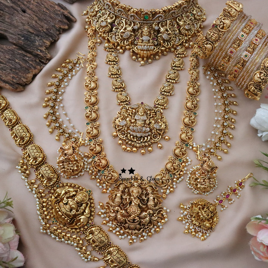 👑 Every South Indian bride deserves a royal temple jewellery look! ✨
Wedding Season Sale Get 15% discount on sitewide
Get Free Gift Above 10k
Get free Domestic shipping
above 2000/- and for international its discounted shipping

1.ID L-34507,S-4276,C-7928,EC-17174,H-3479,M-34510
2.ID L-26524,S-34506,C-26101,E-14539,EC-12813,H-25698,M-34117
3.ID L-27356,S-28556,C-28587,EC-9522,H-24620,M- 29078

visit website to place your order, link in the bio
www.sparkleandglow.co.in
Note: We don't take orders from any ot