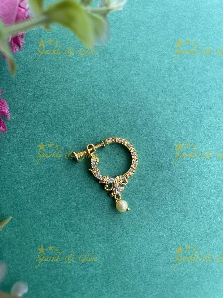 Gold polished AD nosepin with pearl - Red - Sparkle and Glow