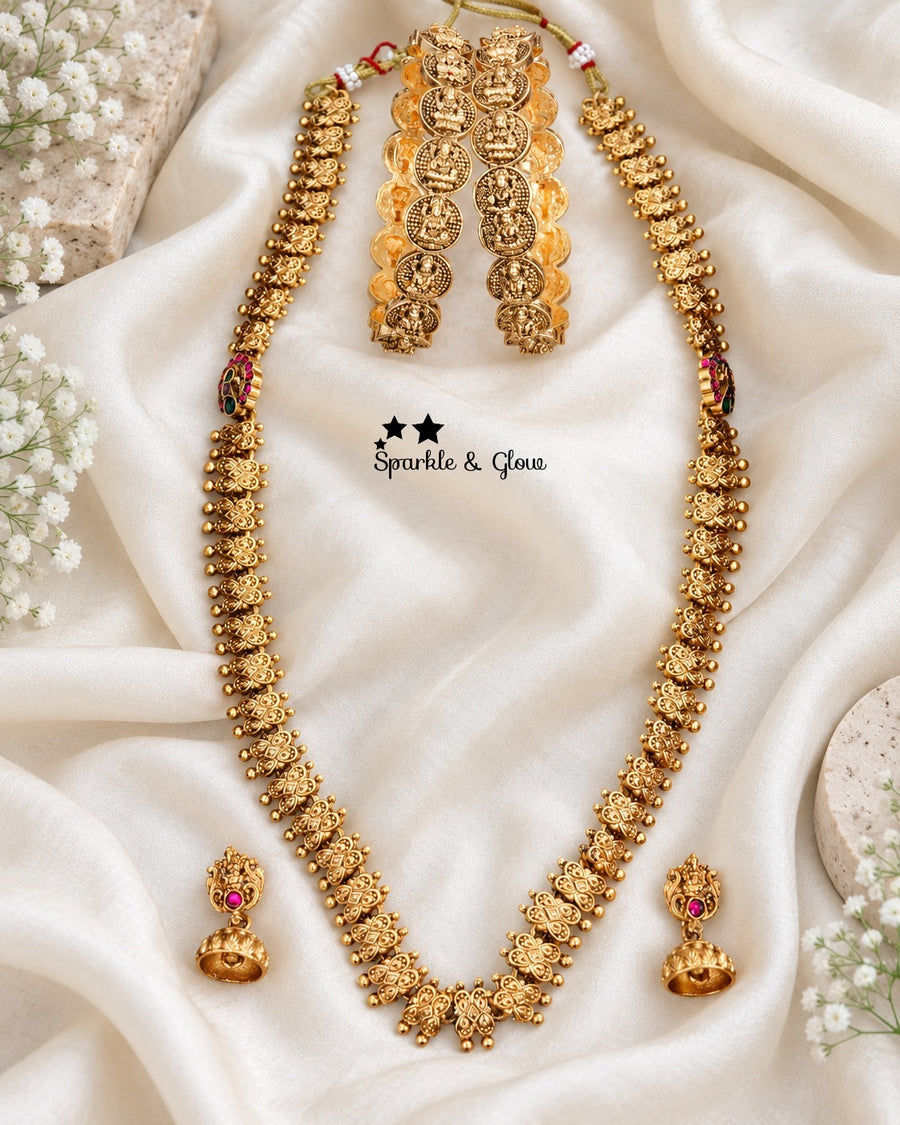 ✨ Your Dream Bridal Look Starts Here!
Wedding Season Sale Get 20% discount on sitewide
Get Free Gift Above 10k
Get free Domestic shipping
above 2000/- and for international its discounted shipping

1.ID L-32717,B-19284
2.ID L-34319,B-34736_2_4
3.ID L-34785,B-34299_2_8
4.ID L-33342,B-34736_2_4
5.ID L-23076,B-25085
6.ID L-34348,B-34738_2_4
7.ID L-21476,B-34297_2_4
8.ID L-22747,B-25260
9.ID L-21490,B-31781_2_4
10.IDL-22085,B-34737_2_4

visit website to place your order, link in the bio
www.sparkleandglow.co.in