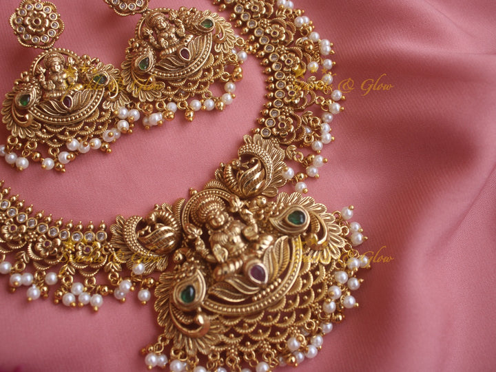Exquisite Lakshmi peacock and flowers short necklace with pearls
