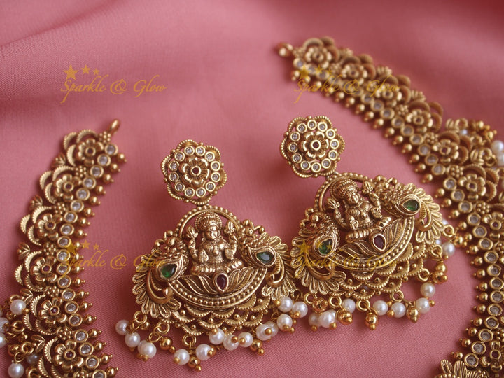 Exquisite Lakshmi peacock and flowers short necklace with pearls