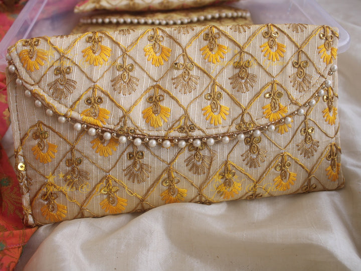 Embroiderd 8* 4 inch clutch return gifts