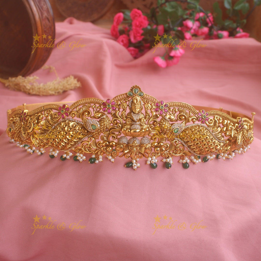 Beautiful Lakshmi hipbelt with kemp stones and green beads
