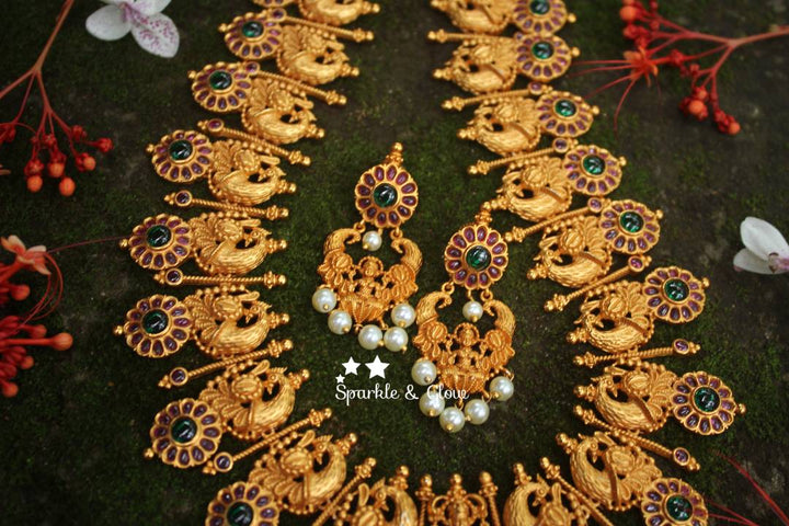 Gold alike polished peaock design kemp stones statement haram