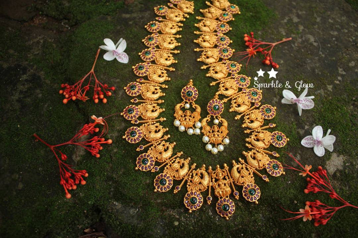 Gold alike polished peaock design kemp stones statement haram